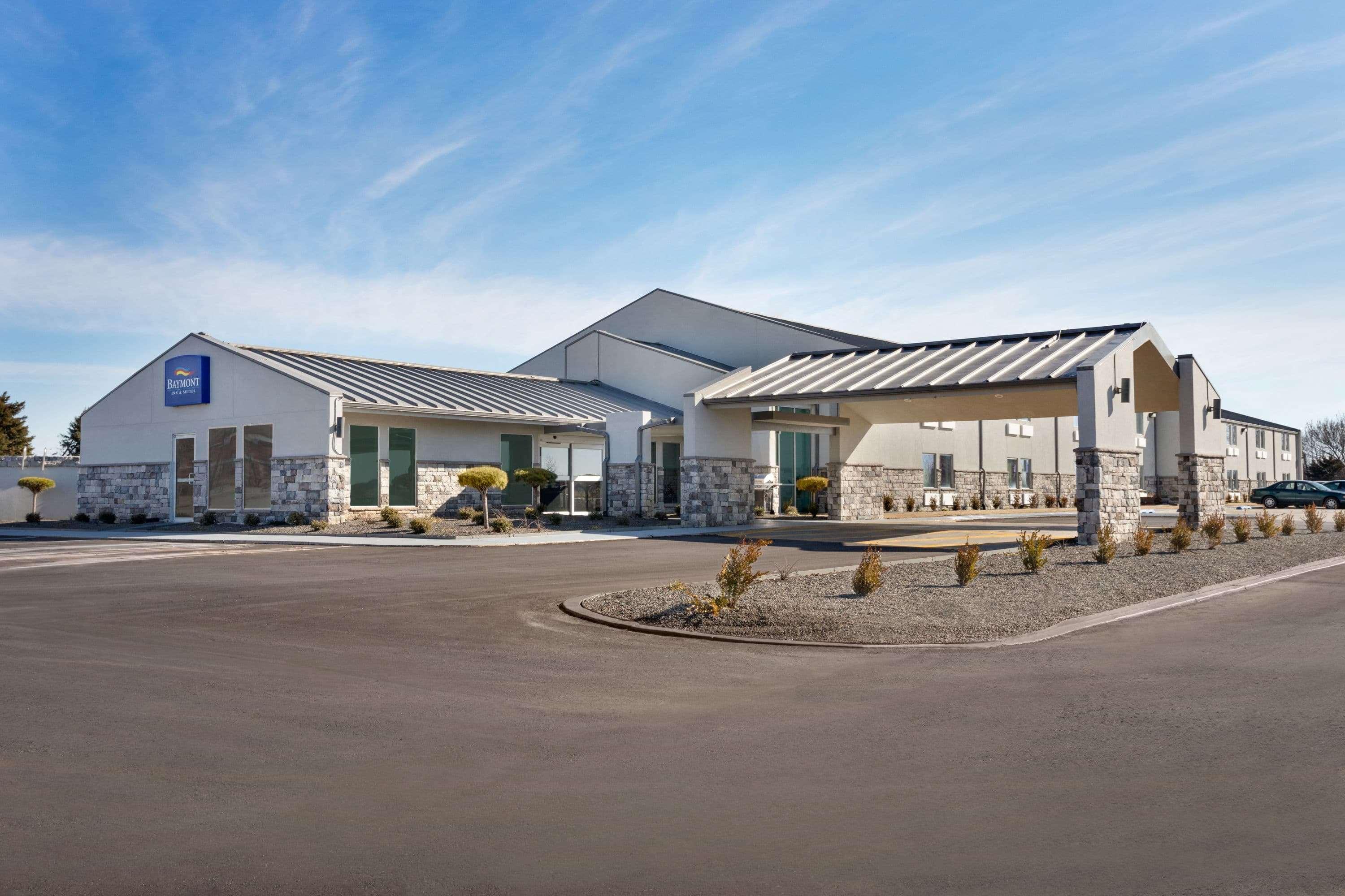 Baymont Inn & Suites Шоуни Екстериор снимка