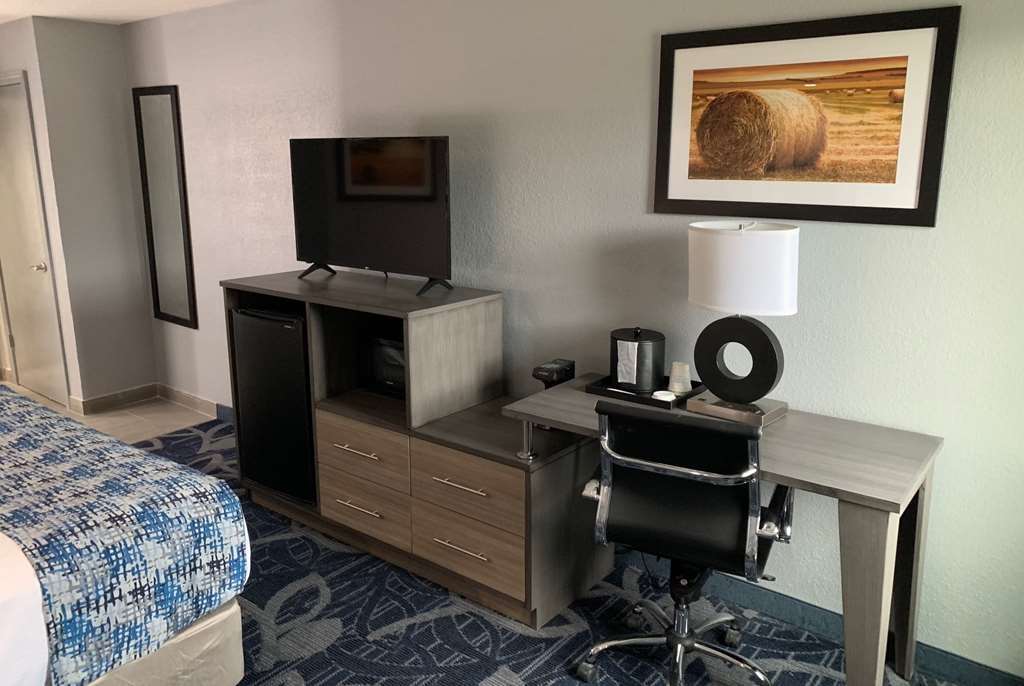 Baymont Inn & Suites Шоуни Стая снимка